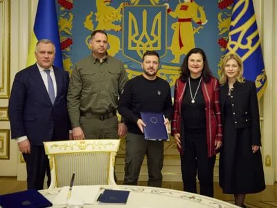 Вступ України до ЄС: Зеленський підписав указ про підготовку до переговорного процесу