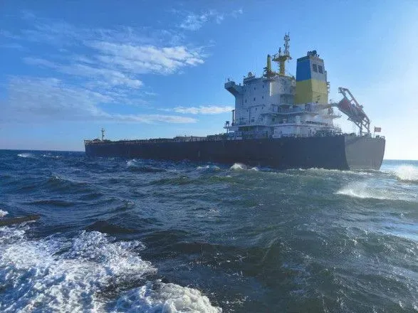 Движение судов по украинскому коридору продолжается: 91 судно вывезло уже 3,3 млн тонн сельскохозяйственной и металлопродукции