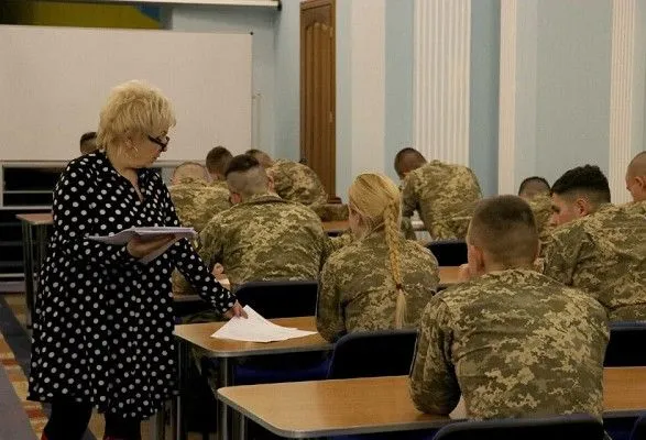 Безкоштовне професійне навчання для учасників бойових дій: в Україні стартував експериментальний проект