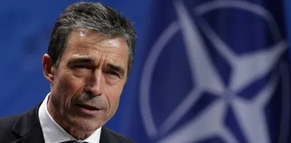 Ексгенсек НАТО Расмуссен пропонує прийняти Україну до Альянсу без гарантій для окупованих територій