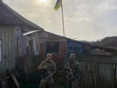 Українські військові контролюють селище Тополі в “сірій зоні” біля кордону з рф