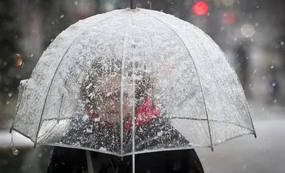 В Украину идут дожди с мокрым снегом. В Карпатах ожидаются метели