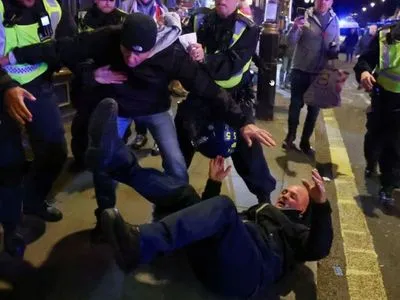 В Лондоне полиция арестовала 120 человек во время пропалестинского митинга