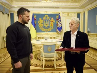 Мустафа Джемілєв отримав звання Героя України