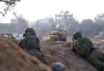 Наземні війська Ізраїлю досягли імовірного командного центру, який знаходиться під лікарнею Аль-Шифа