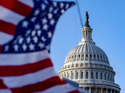 Палата представників США схвалила законопроєкт про фінансування уряду без допомоги Україні та Ізраїлю