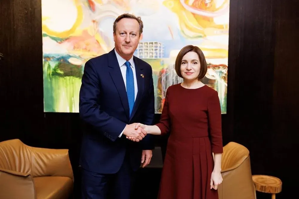 president-of-moldova-meets-with-new-british-foreign-secretary-david-cameron