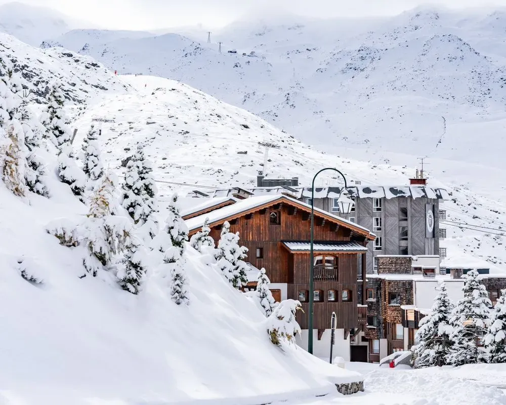 Французские горнолыжные курорты открываются раньше запланированного