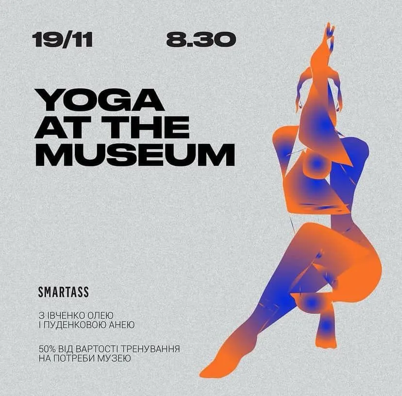 yoga-in-the-museum-in-an-entourage-with-photos-from-the-war