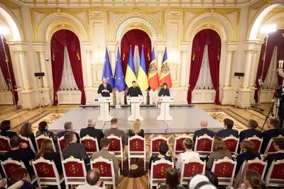 Шарль Мишель заверил в поддержке Украины в переговорах о вступлении в ЕС