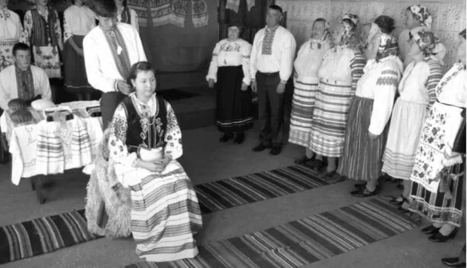 Минкульт внес луганский обряд заплетания свадебной косы в культурное наследие