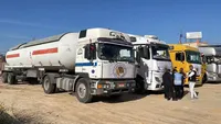 90 вантажівок з гуманітарною допомогою і вісім цистерн з пальним та газом в'їхали в Газу