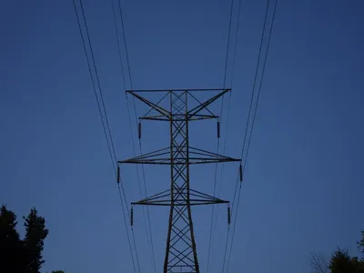 Дефіцит і відключення світла не передбачаються, ворог обстріляв енергооб'єкт на півдні - Міненерго