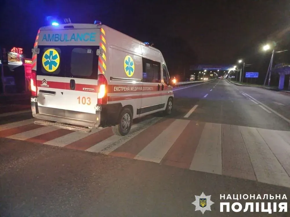 In Lviv region, an ambulance hit two pedestrians: law enforcement officers opened a criminal case