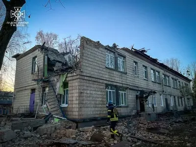 Drone attack damages kindergarten and buildings in Kyiv: photos of the aftermath 