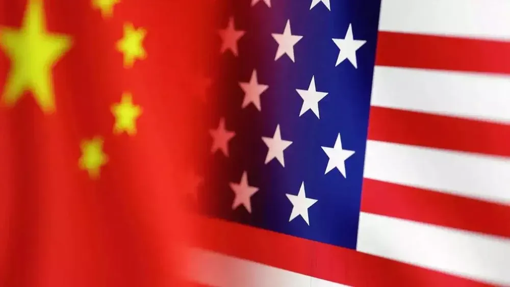 Китай обвинил корабль США во вторжении в китайские территориальные воды