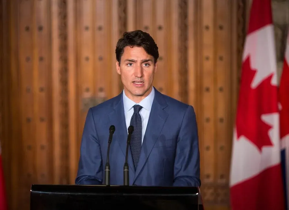 В Канаде партия консерваторов заблокировала канадско-украинское соглашение о свободной торговле. Премьер Трюдо назвал это "откровенным абсурдом"