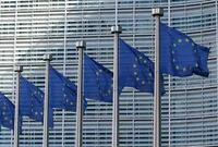 Ряд стран ЕС настаивают на смягчении санкций против россии в новом пакете - Bloomberg
