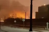 На тракторному заводі у російському челябінську потужна пожежа: вибухнув трансформатор