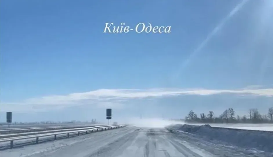 Head of the Budget Committee of the Verkhovna Rada Pidlasa got lost in snow drifts on the Kyiv-Odesa highway: she ignored the traffic ban
