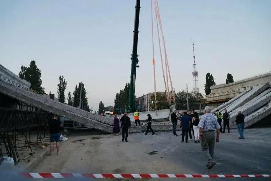 Reconstruction of Degtyarivskyi overpass in Kyiv extended until December 20