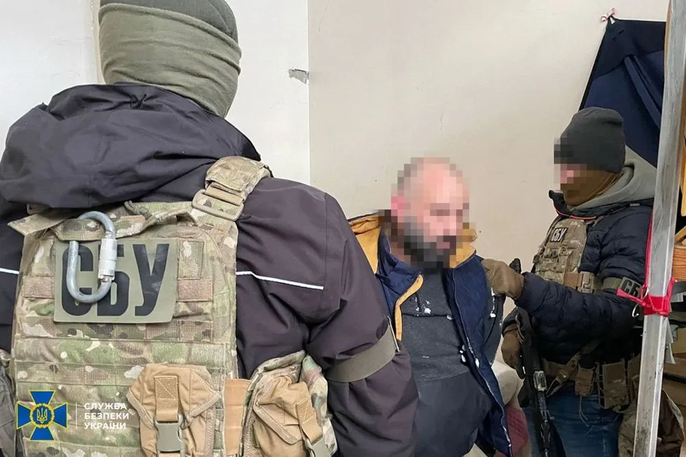 Знімав роботу ППО в Одесі: СБУ затримала тіктокера