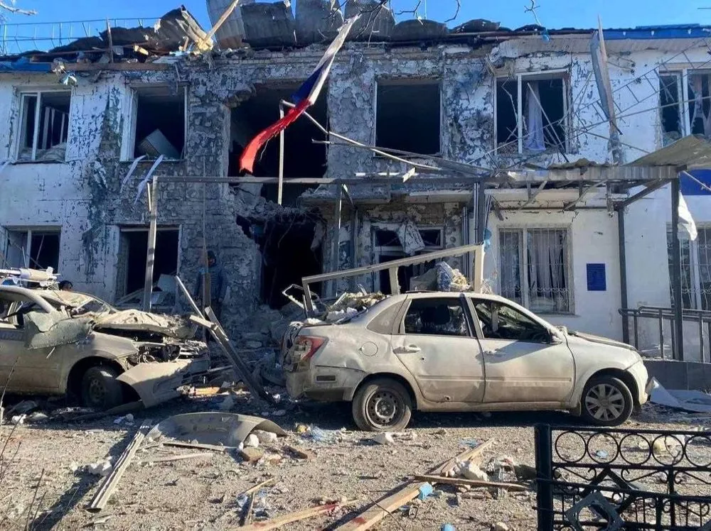   In Kherson region, a building where a meeting of the occupiers was held was struck: there are dead - CNS