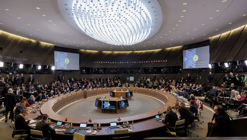 Рада Україна-НАТО зібралася у Брюсселі: Столтенберг висловив упевненість, що Україна стане повноправним членом Альянсу