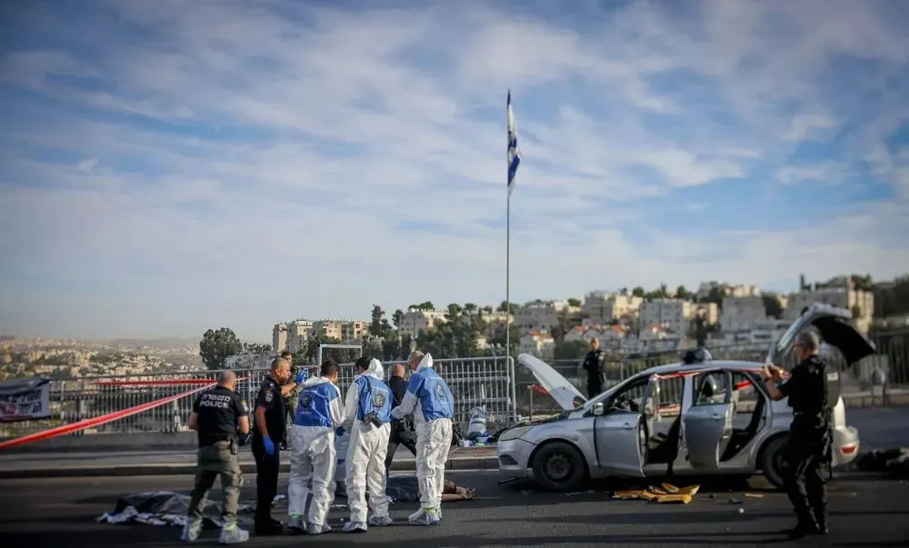 Стрельба на остановке в Иерусалиме: убиты три мирных жителя, среди них судья-раввин
