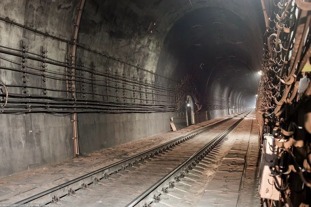 СБУ вночі підірвала тунель в бурятії, який рф використовує для військових поставок з Китаю - джерела
