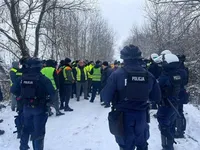 Ukrainian drivers at the Krakowiec-Korczowa checkpoint go on hunger strike