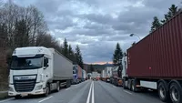 Slovak truckers start blocking traffic on the border with Ukraine - State Border Guard Service