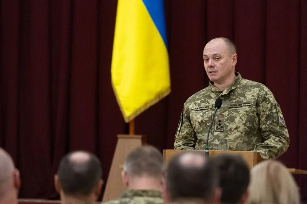 Военным медикам представили нового командующего Медицинских сил ВСУ генерал-майора Анатолия Казмирчука