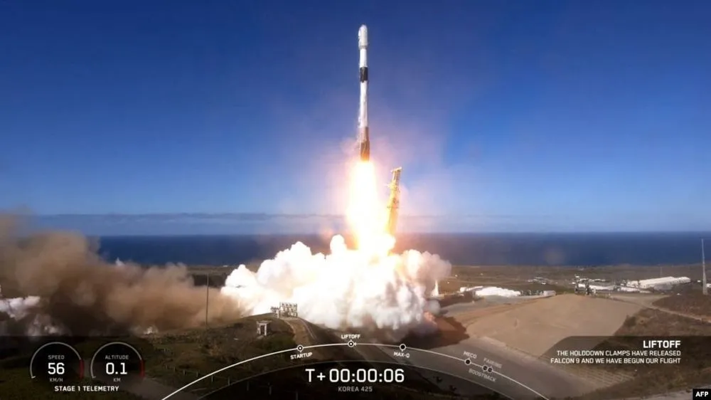 Південна Корея запустила перший розвідувальний супутник за допомогою SpaceX