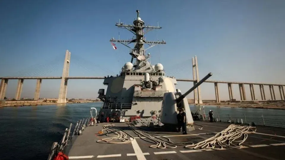 США указывают на Иран после нападения на корабли в Красном море и обещают ответ