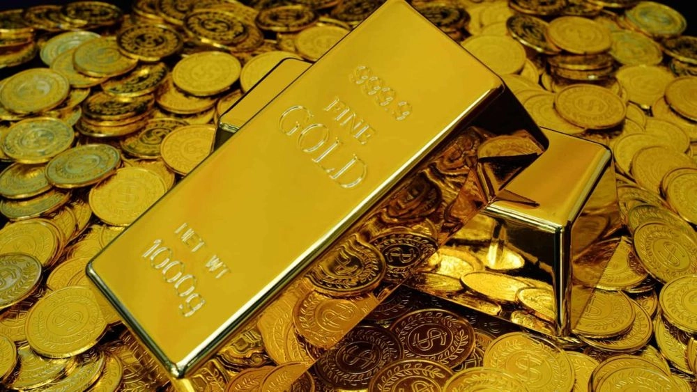 Цена на золото достигла нового рекорда - более 2100 долларов за унцию