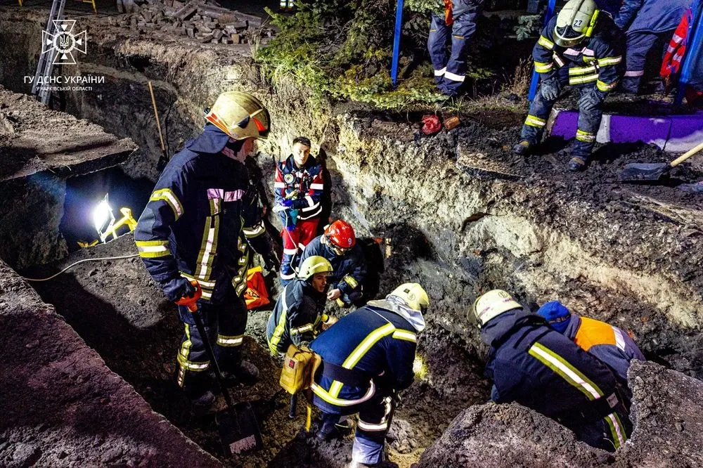 two-gas-workers-killed-in-kharkiv-due-to-a-landslide