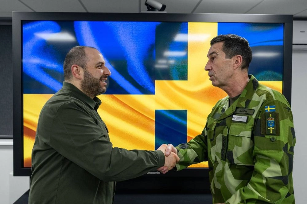 Умєров зустрівся з Головнокомандувачем Збройних Сил Швеції: говорили про реформи та прозорі закупівлі 