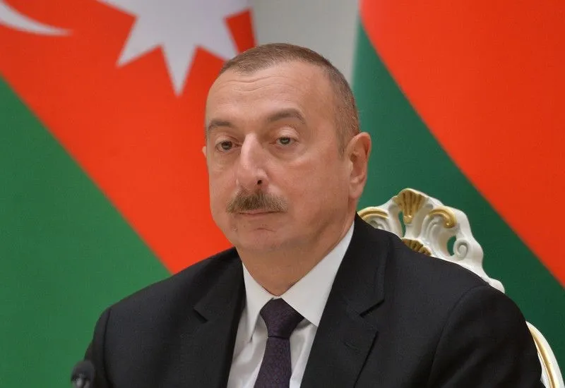 Алиев объявил внеочередные выборы президента Азербайджана 
