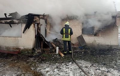 На Житомирщине из-за пожара в жилом доме погибли трое детей