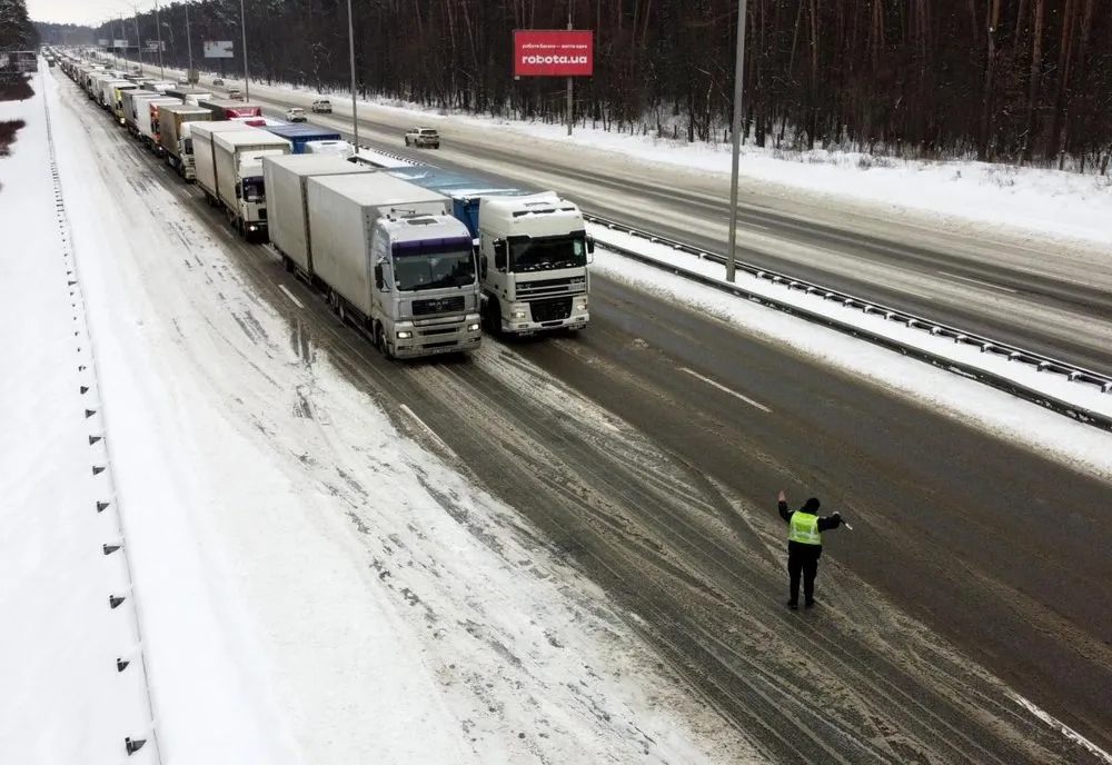 Венгерские пограничники заверили, что демонстрация их перевозчиков не заблокирует границу - Демченко