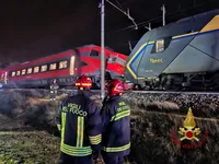 At least 17 people injured in two train collision in Italy