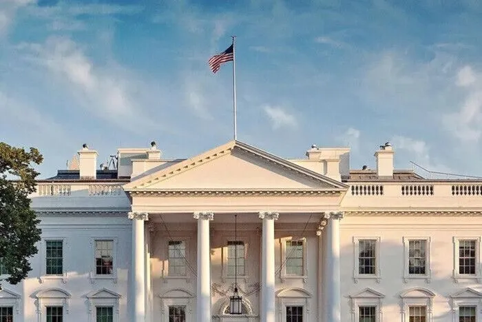 У США осталось около 1 млрд долларов для собственной безопасности - Белый дом