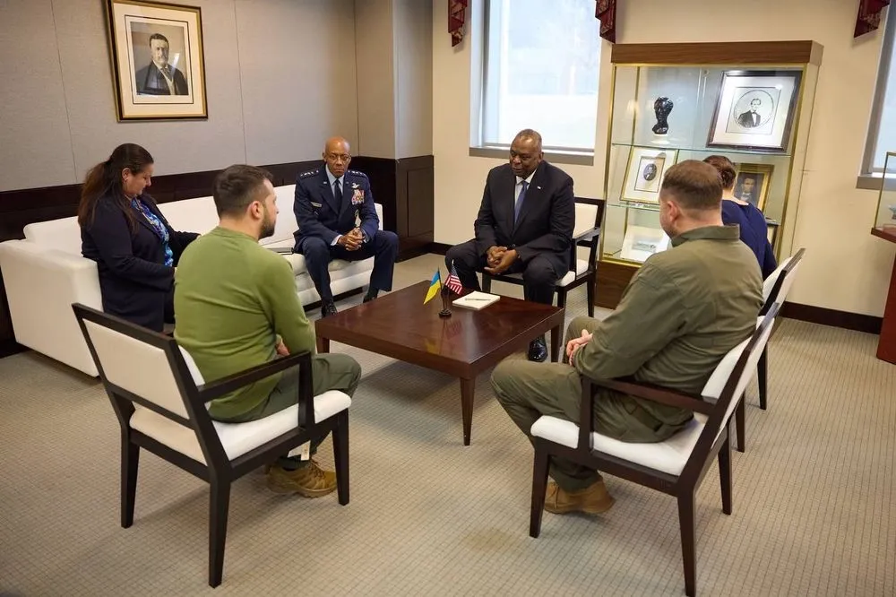 Zelenskyy arrives in the US and meets with Pentagon chief Austin: what is known
