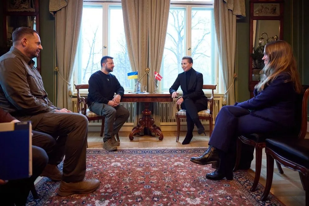 zelenskyy-discusses-ways-to-strengthen-cooperation-in-defense-with-danish-prime-minister