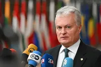"Это исторический шанс": президент Литвы перед саммитом ЕС напомнил Венгрии о принципе единогласия