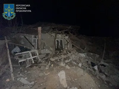 Damaged residential buildings and power lines: what Kherson region looks like after the night of the Russian attack