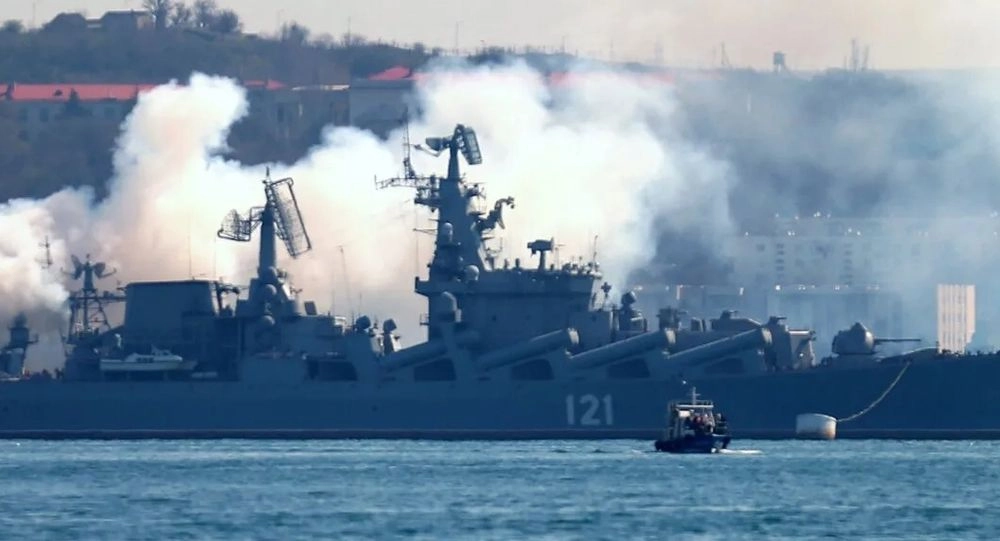 В россии на "вакантную" должность командира уничтоженного крейсера "москва" назначили нового человека