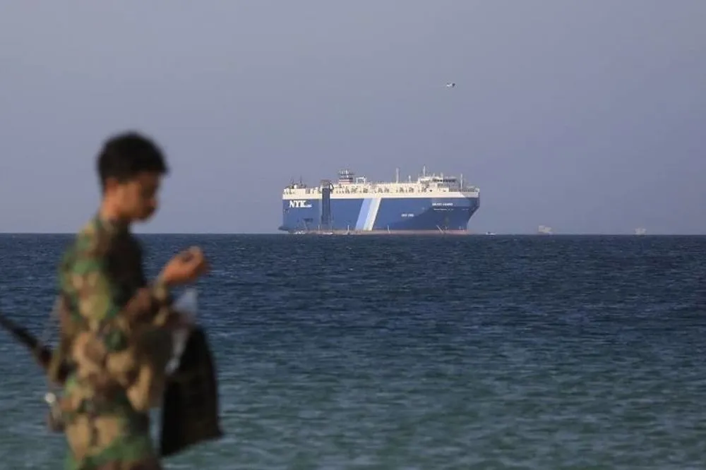 Йеменская группировка хуситов атаковала два грузовых судна в Красном море
