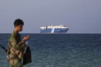 Єменське угрупування хуситів атакували два вантажні судна в Червоному морі
